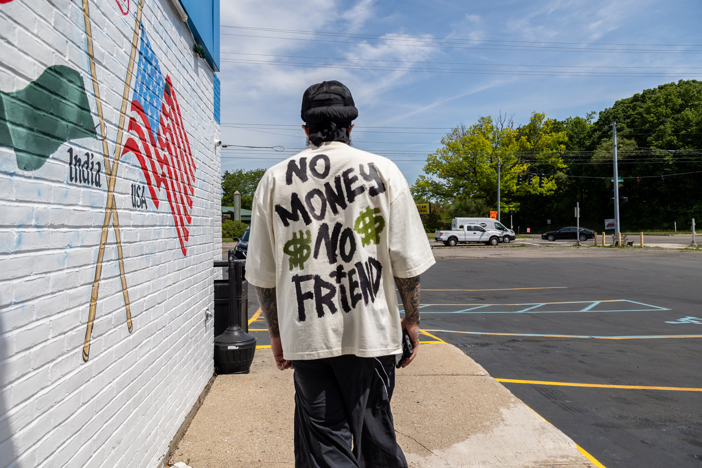 No $ No Friend Tee